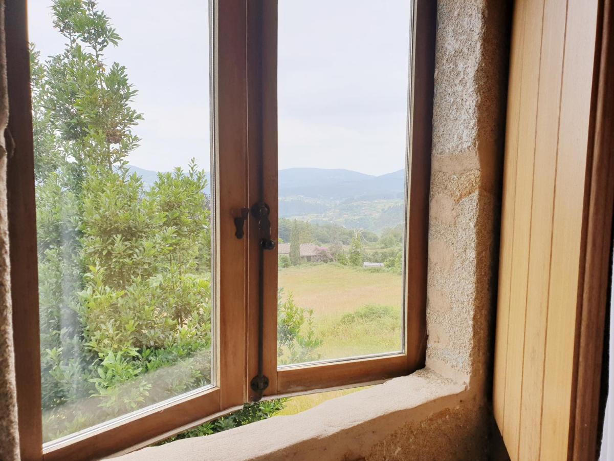 Casa Rural Do Fontan Guest House ปอนเตเบดรา ภายนอก รูปภาพ
