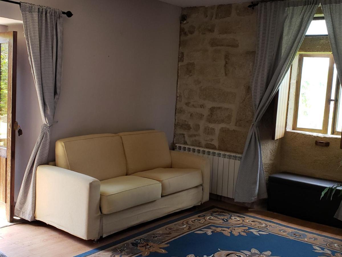 Casa Rural Do Fontan Guest House ปอนเตเบดรา ภายนอก รูปภาพ