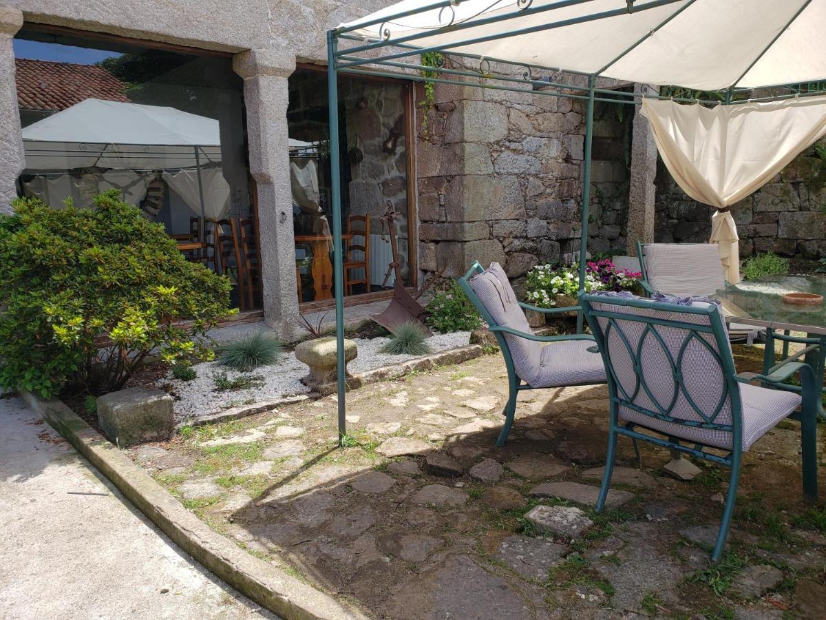 Casa Rural Do Fontan Guest House ปอนเตเบดรา ภายนอก รูปภาพ