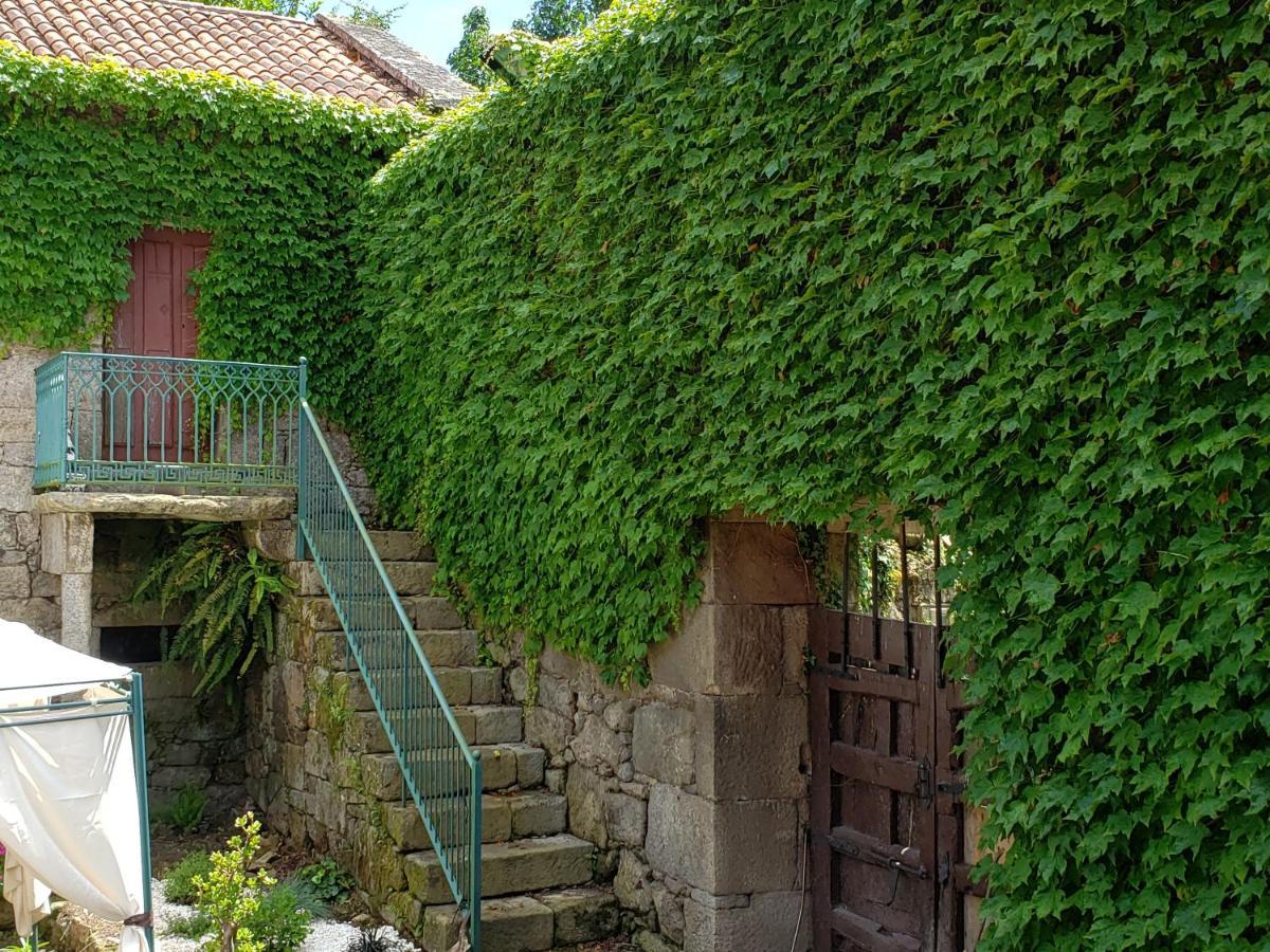 Casa Rural Do Fontan Guest House ปอนเตเบดรา ภายนอก รูปภาพ