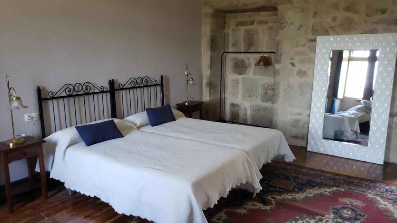 Casa Rural Do Fontan Guest House ปอนเตเบดรา ภายนอก รูปภาพ